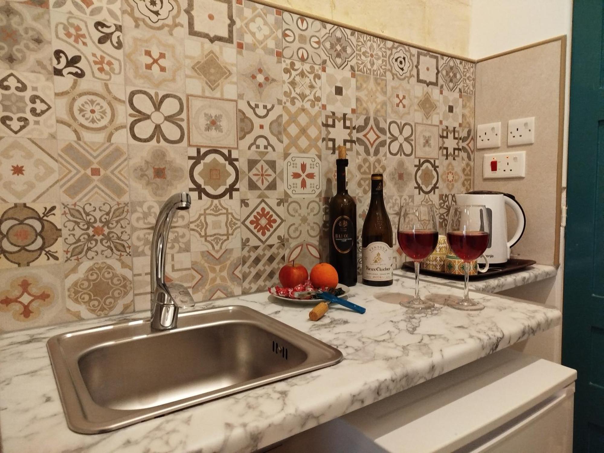 Limestone Sun Suites Sliema Cameră foto